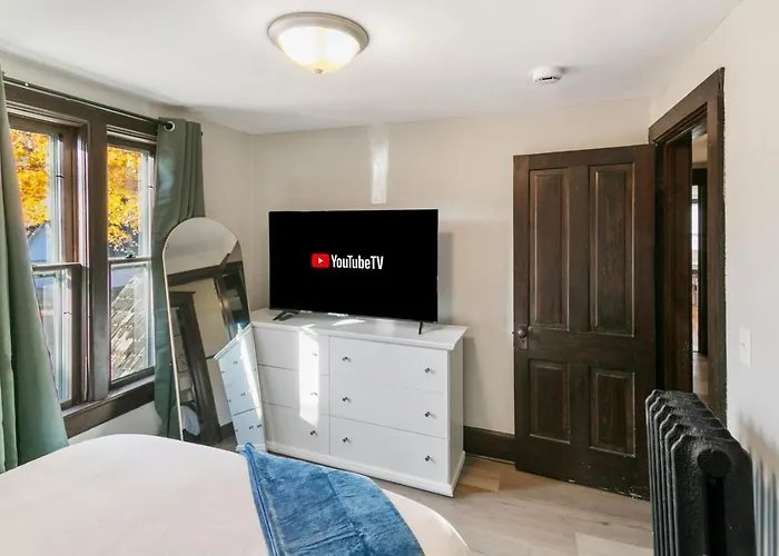 Apartment Uss Maddox *